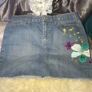 Gap jean skirt 🌸🦋